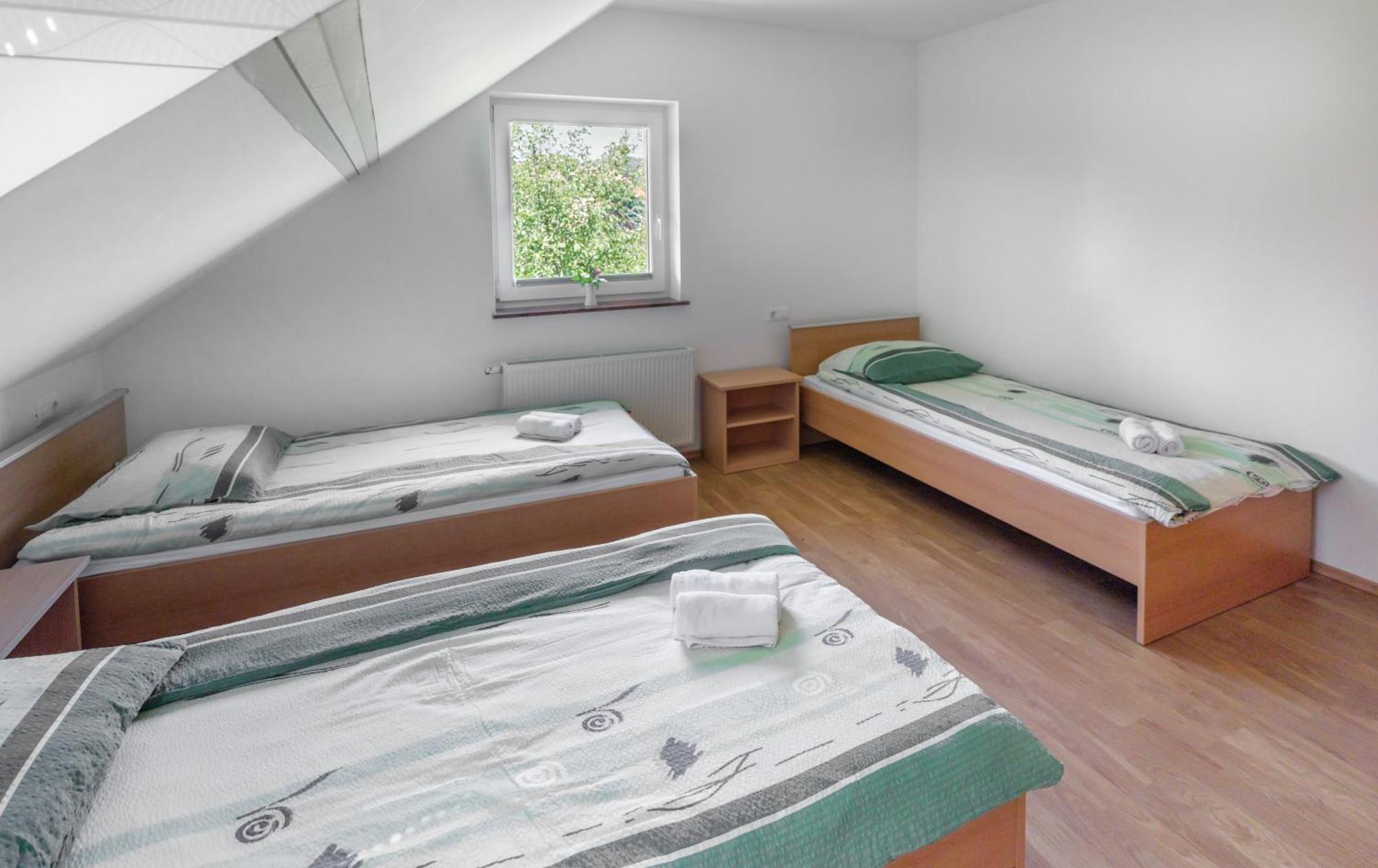 Apartments Suster Stari Trg ob Kolpi Екстериор снимка