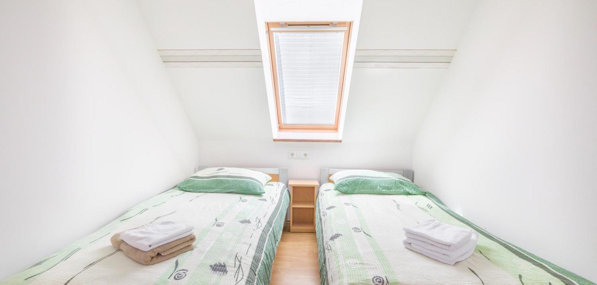 Apartments Suster Stari Trg ob Kolpi Екстериор снимка